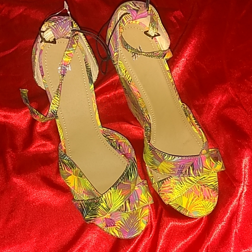 Wedges - Picture 2 of 2